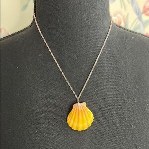 Hawaii Sunrise Shell Pendant Necklace